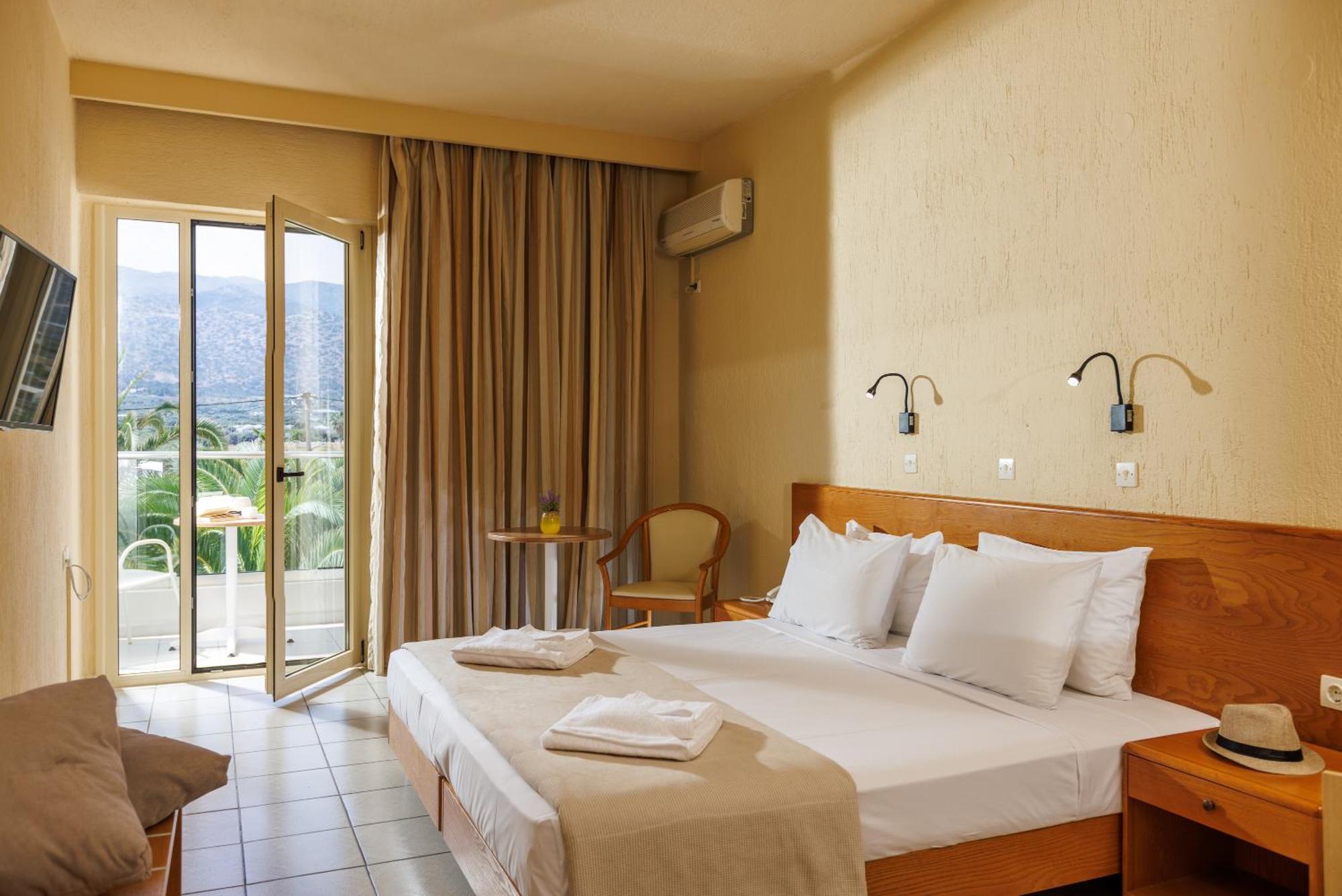 Malia Bay Beach Hotel & Bungalows Exteriör bild