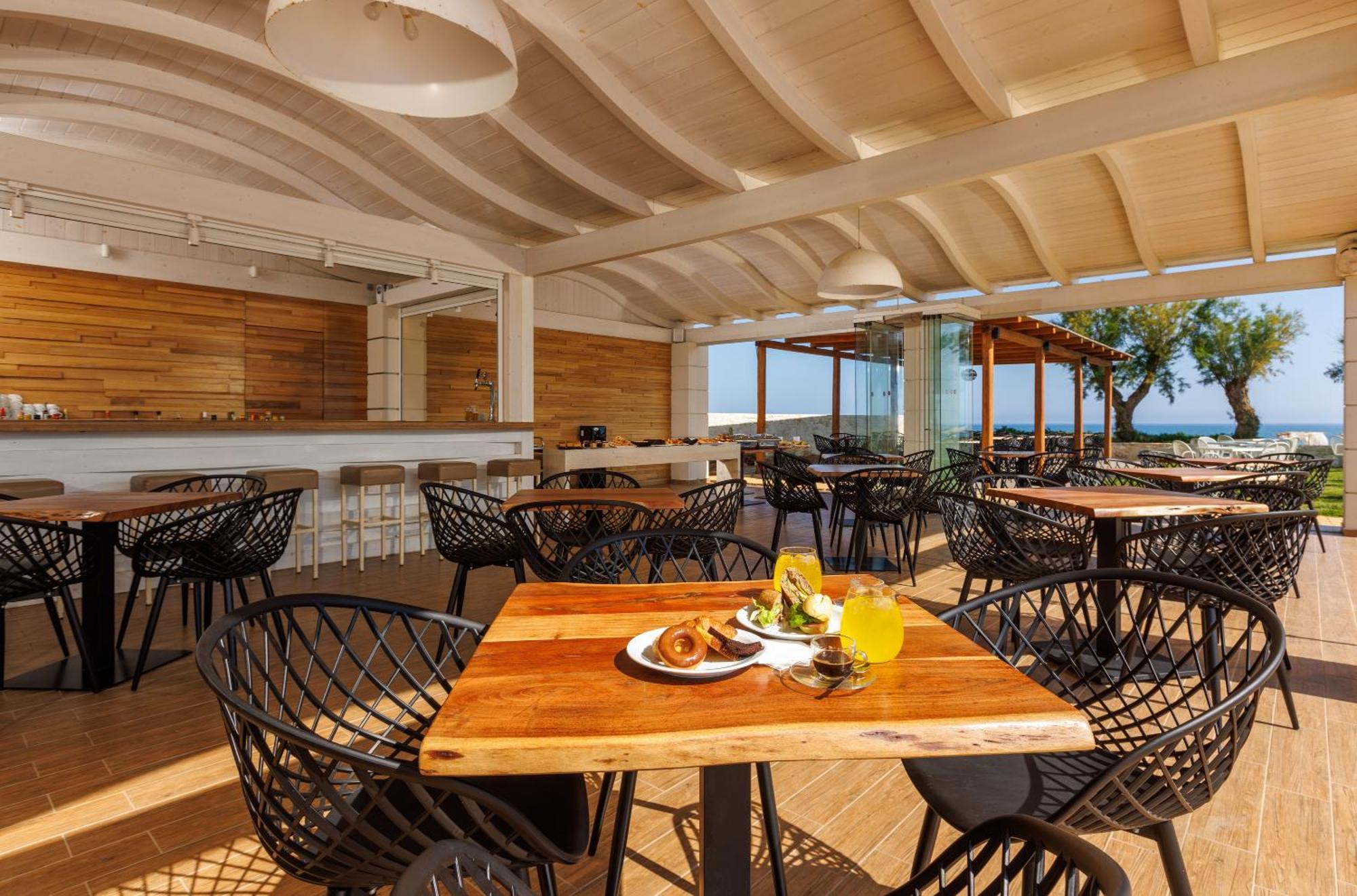 Malia Bay Beach Hotel & Bungalows Exteriör bild