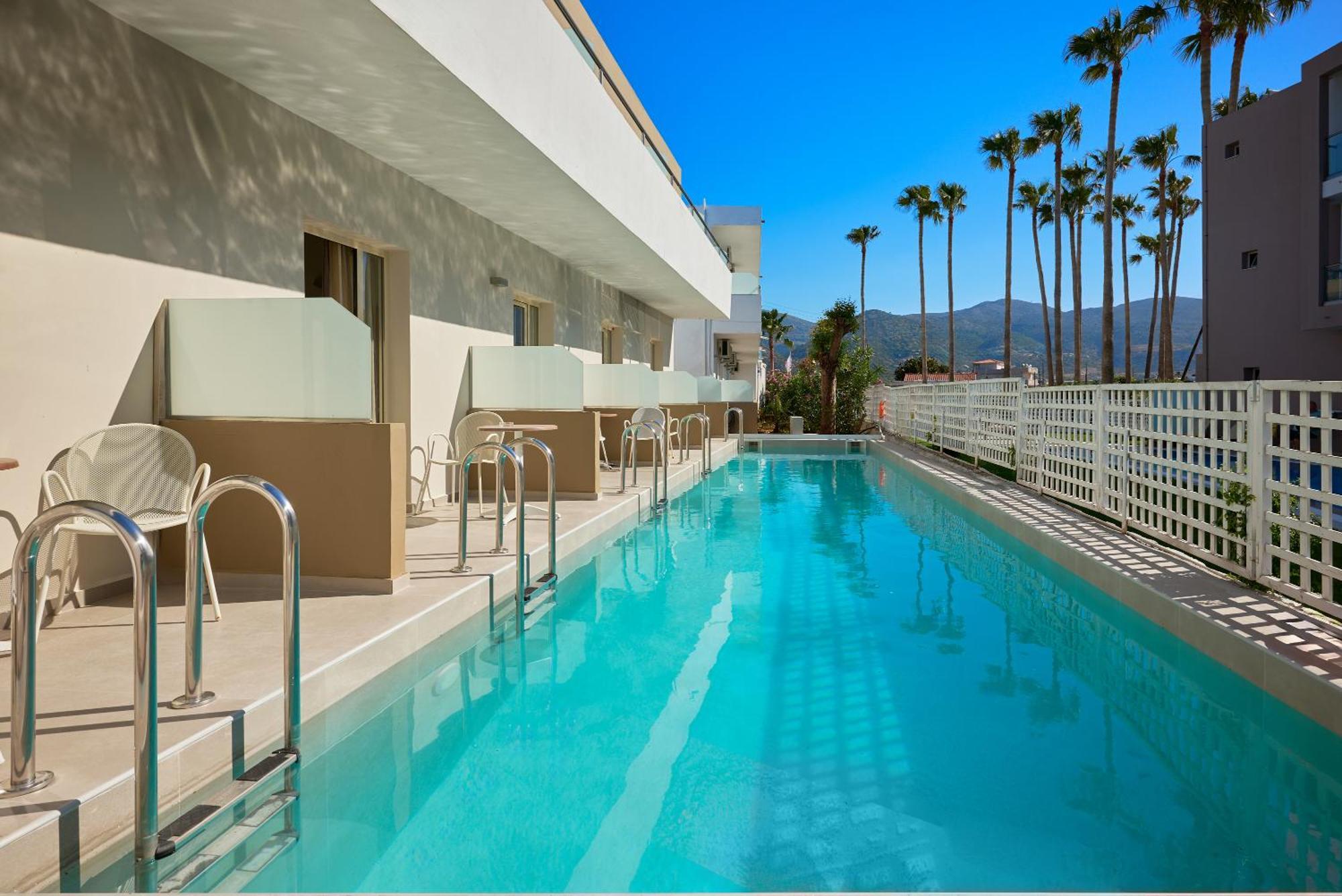 Malia Bay Beach Hotel & Bungalows Exteriör bild
