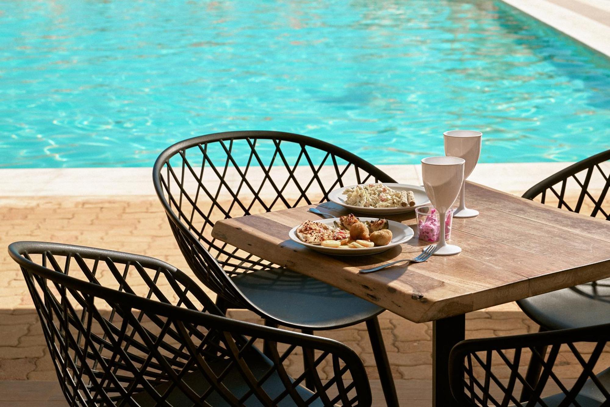 Malia Bay Beach Hotel & Bungalows Exteriör bild