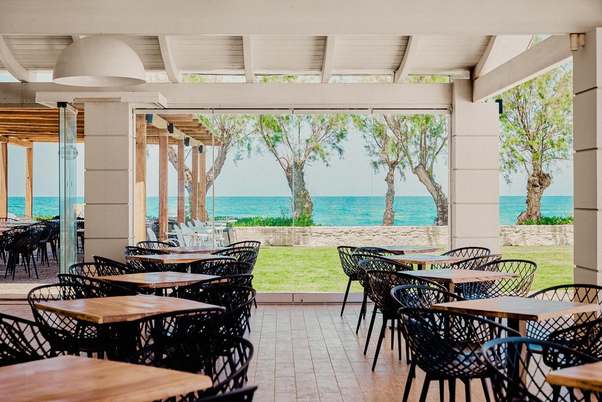 Malia Bay Beach Hotel & Bungalows Exteriör bild